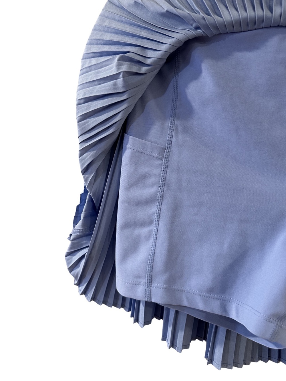 Old Navy Active Micro Pleated Quick Dry Mini Skort - Picture 4 of 6